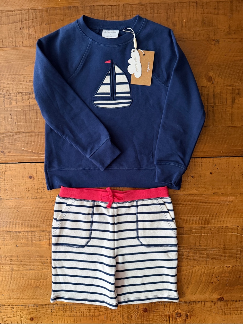 Organic Cotton Angel Dear oversized Sailboat Applique girls Sweatshirt/shorts